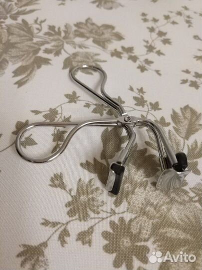 Щипцы для завивки ресниц