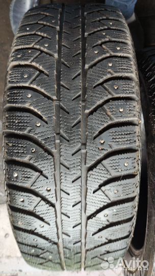 Bridgestone Ice Cruiser 7000 205/60 R16