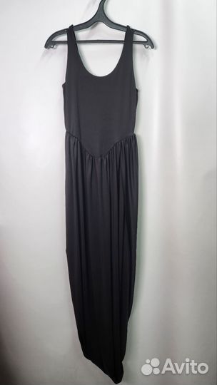 Новое облегающее платье с высоким разрезом 42р