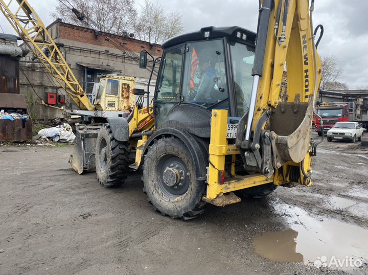 Экскаватор-погрузчик New Holland b115b