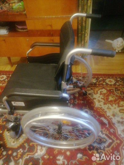 Инвалидная коляска новая