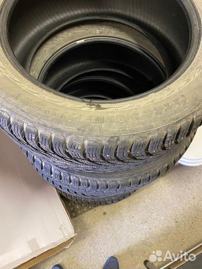 Nokian Tyres Hakkapeliitta 9 SUV 275/50 R20