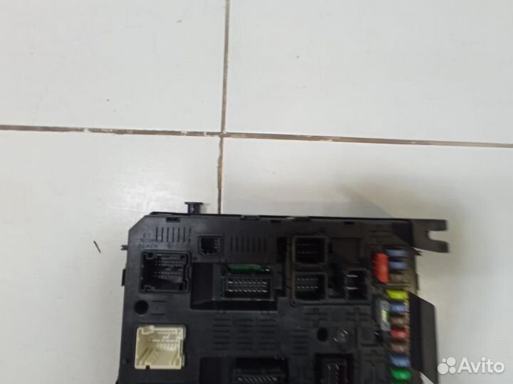 Блок предохранителей Peugeot 408