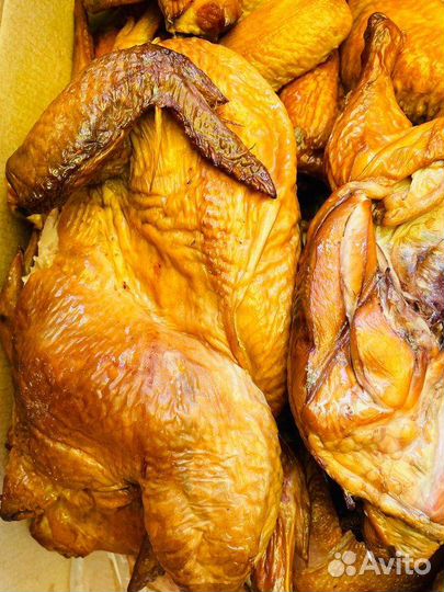 Домашние куры бройлер, копчёный пол тушки
