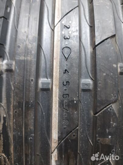 Nokian Tyres Hakka Z 235/55 R17 103W