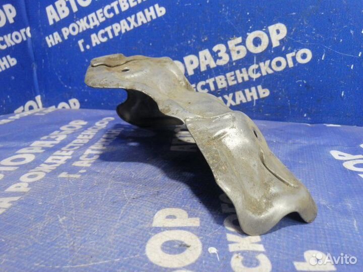 Тепловой экран Nissan Teana J32 седан VQ25DE 2009