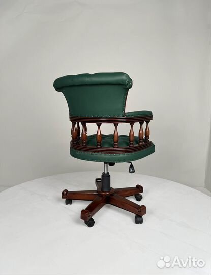 Кресло для кабинета