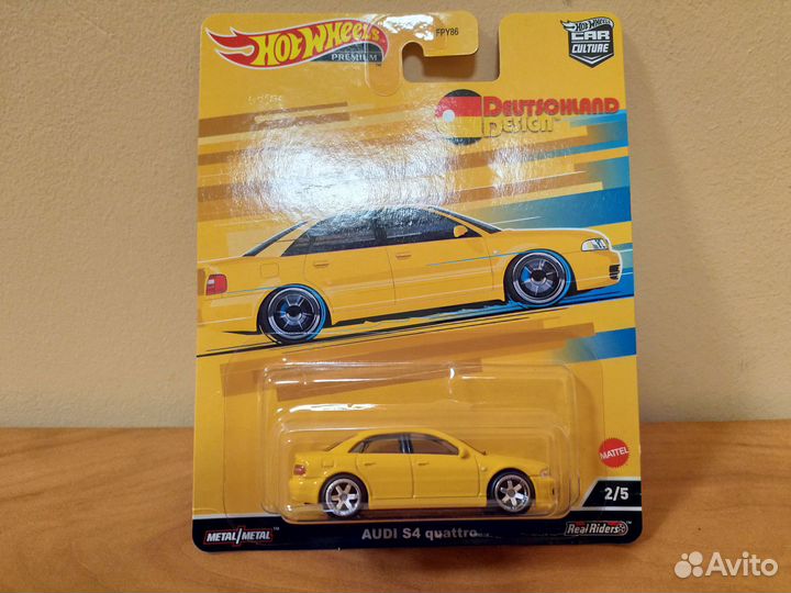 Hot Wheels Premium Audi S4 Quattro