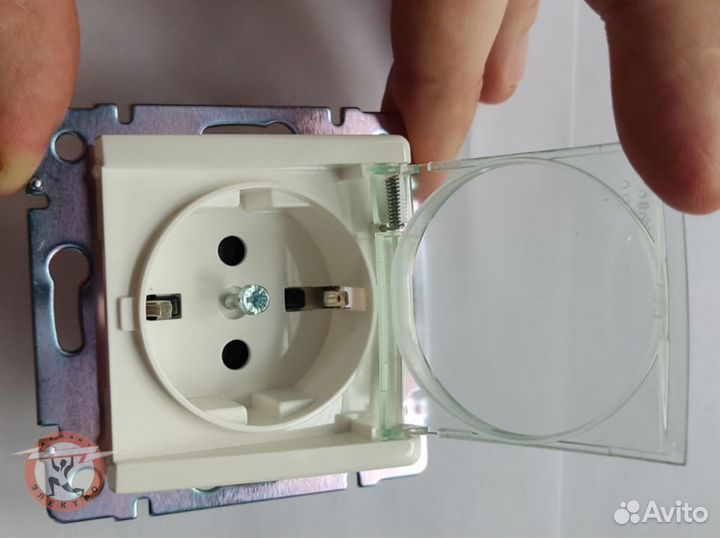 Розетки Legrand в ассортименте