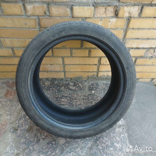 Bridgestone Potenza RE050A 245/40 R18 93W