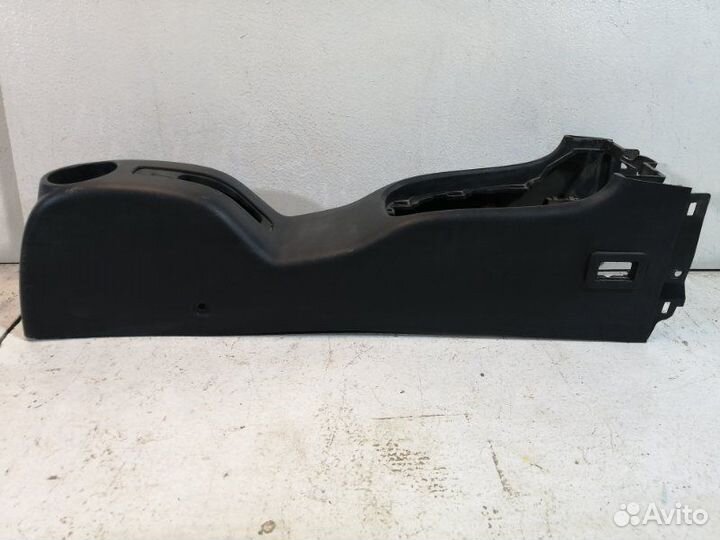 Консоль между сидений Chery Bonus A13 2011-2014