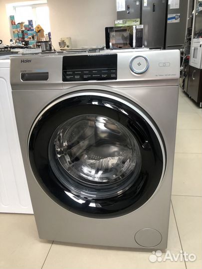Стиральная машина Haier HW70-BP12969AS