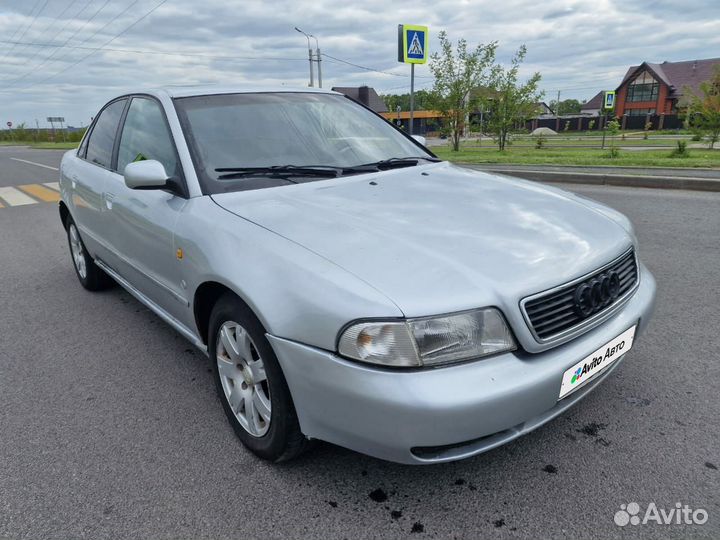 Audi A4 1.8 МТ, 1995, 234 000 км