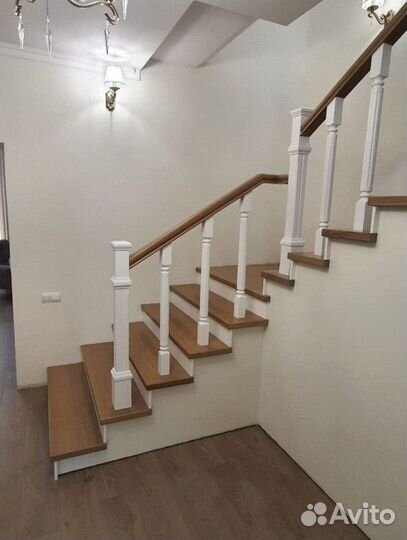 Лестница на металлокаркасе