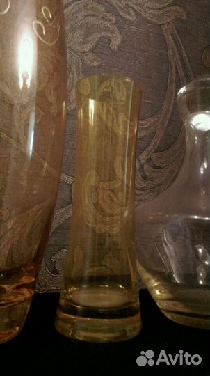 Вазы и графины из цветного стекла