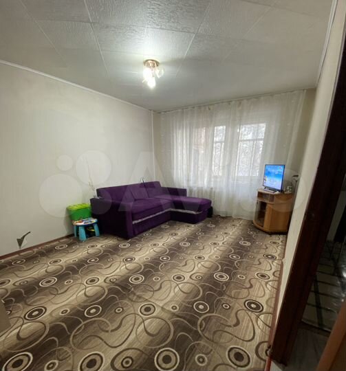 2-к. квартира, 49 м², 1/2 эт.