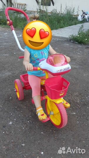 Детский трехколесный велосипед