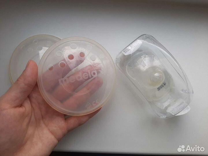 Защитные накладки/вкладыши на грудь Medela