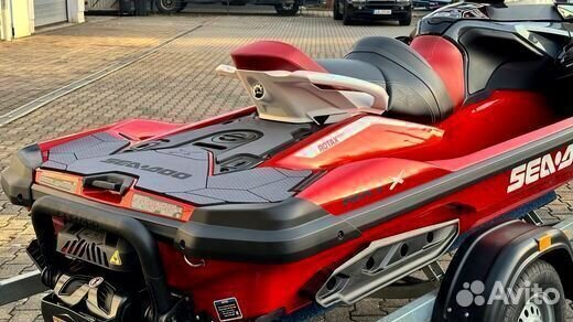 Гидроцикл BRP SEA-DOO RXT-X 325 Red Premium
