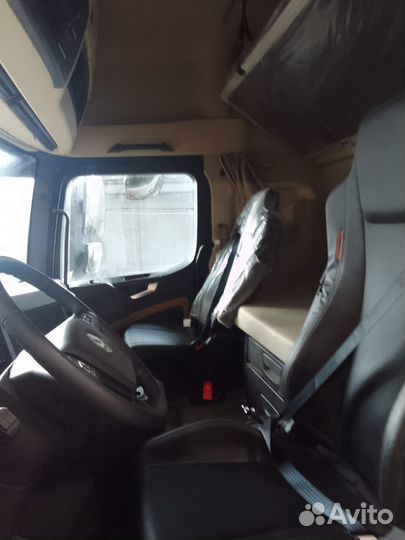 Shacman (Shaanxi) SX4188YY381, 2023