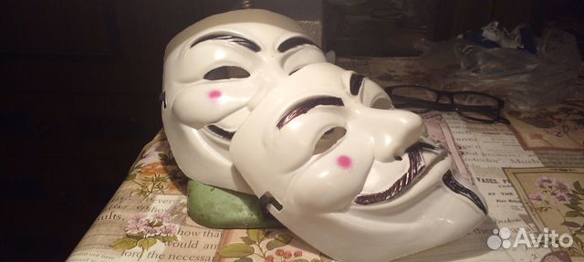 Маски Анонимуса (Гая Фокса)