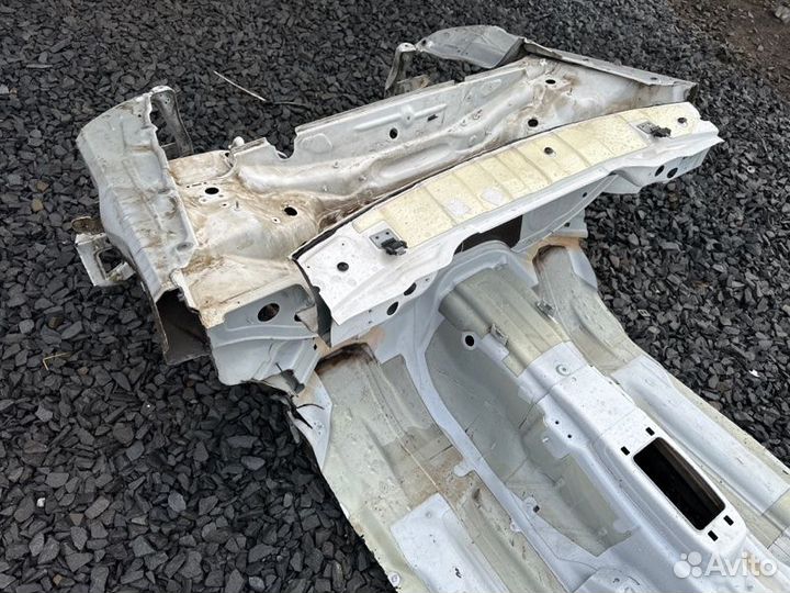 Передняя часть кузова Лонжероны Audi A6 C6 Quattro