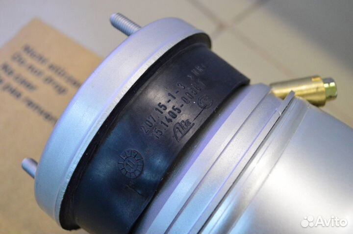 Пневмостойка передняя левая Hyundai Equus 2009