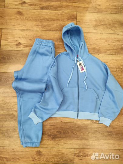 Женский спортивный костюм тёплый новый