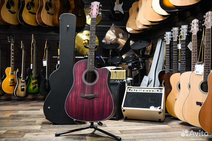 Акустическая гитара Flight + Аксессуар