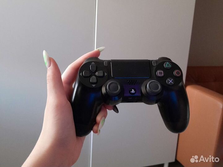 Геймпад ps4
