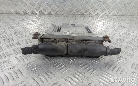 Блок управления двс volkswagen tiguan 1 (EDN06PC01