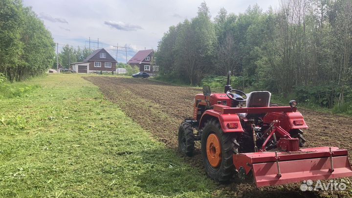 Вспашка земли минитрактором