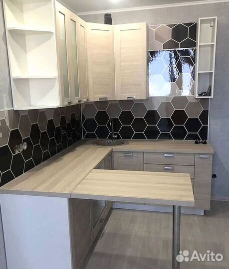 Кухня новая