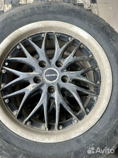 Pirelli Ice Zero 225/65 R17