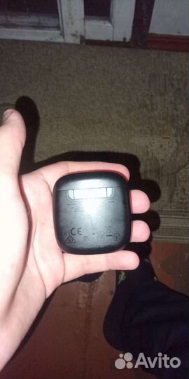 Беспроводные наушники jbl