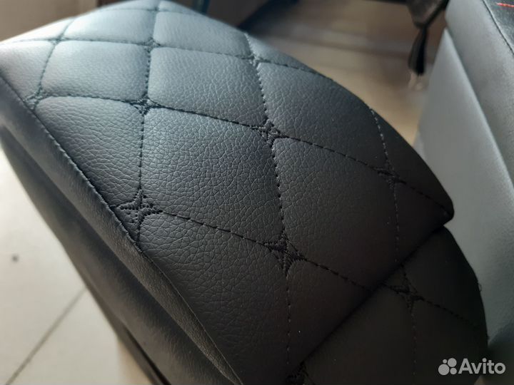 Подлокотник на LADA Ваз 2114