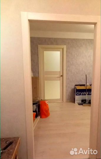 Дверь входная из дерева