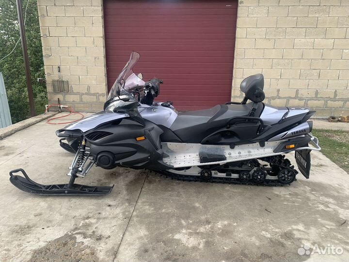 Снегоход yamaha RS Venture