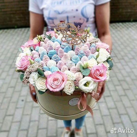 Клубника в шоколаде, Букеты с клубникой