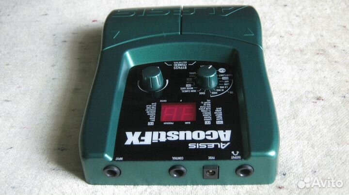 Alesis AcoustiFX