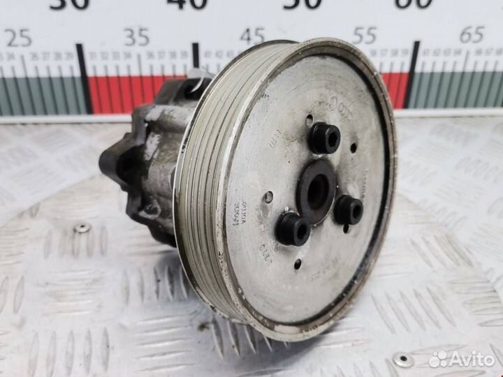 Насос гидроусилителя руля Volkswagen Passat