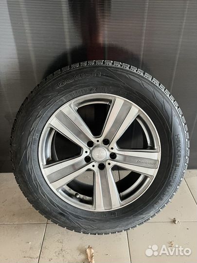 Комплект Литье и Шины Hakkapeliitta 235/65 r18