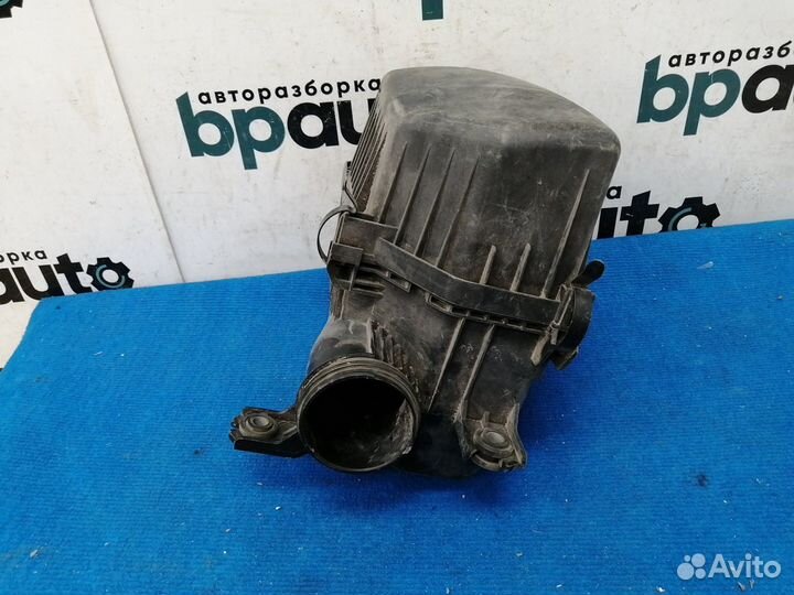 Корпус воздушного фильтра 28110-1R300