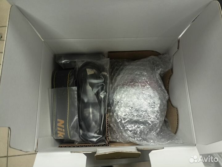 Nikon D3300 Kit AF-P DX 18-55mm F/3.5-5.6G VR