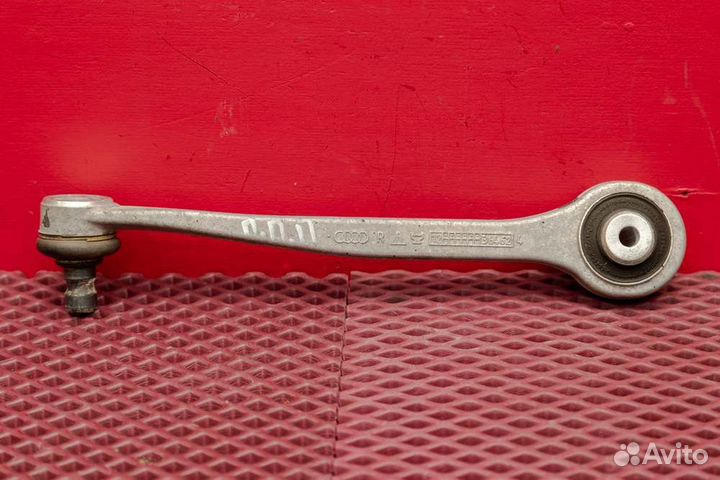 Рычаг подвески верхний передний правый Audi A6 C7