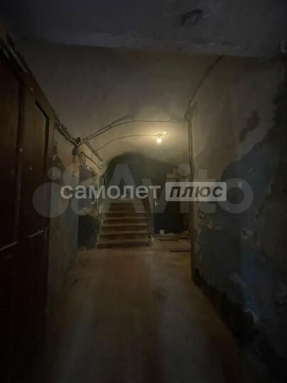 2-к. квартира, 65 м², 1/2 эт.