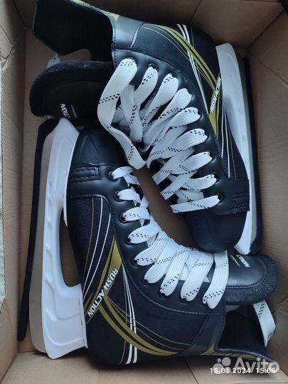 Коньки хоккейные 43 размер