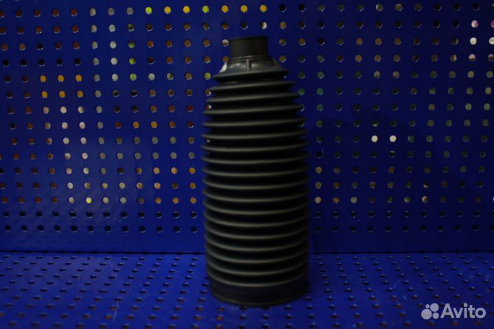 Пыльник рул рейки toyota LC200