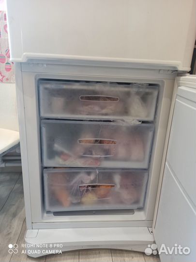 Холодильник indesit