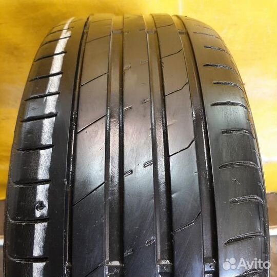 Nexen N'Fera SU1 235/45 R18